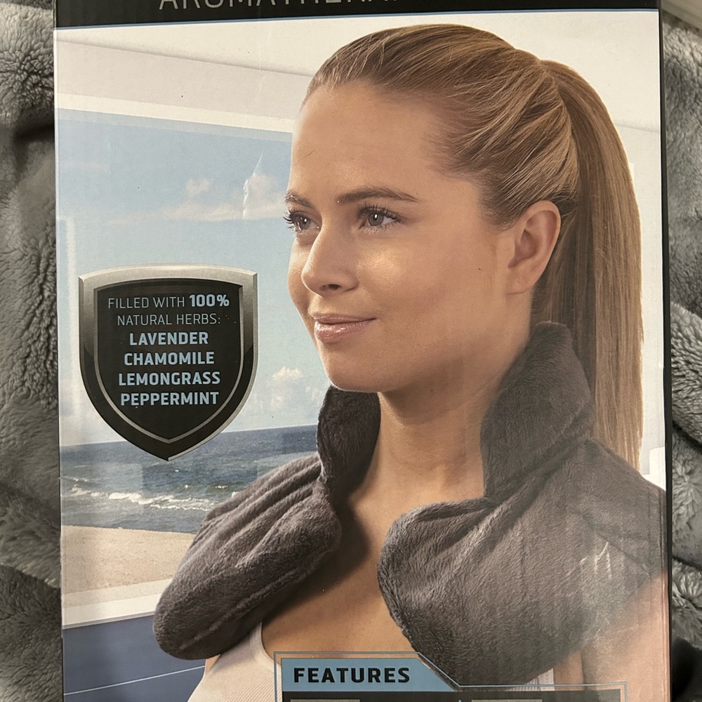 Sharper Image Aromatherapy Neck Wrap - Gray